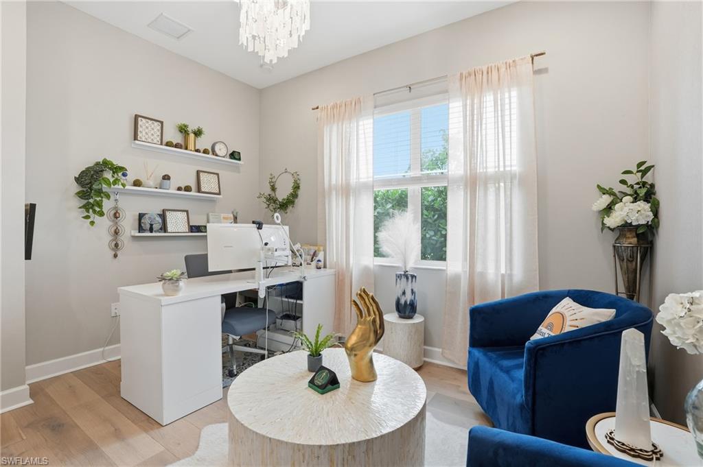 VALENCIA TRAILS - Residential