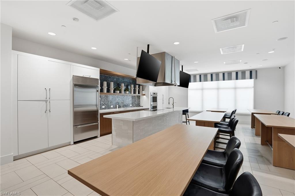 VALENCIA TRAILS - Residential