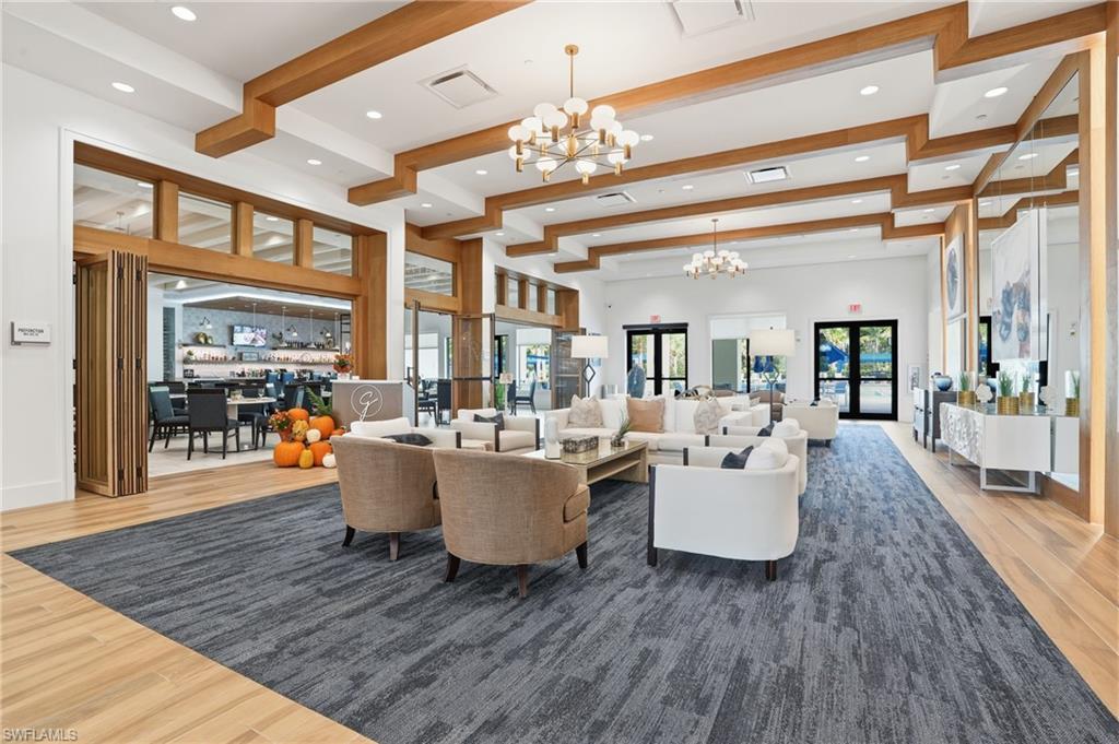 VALENCIA TRAILS - Residential