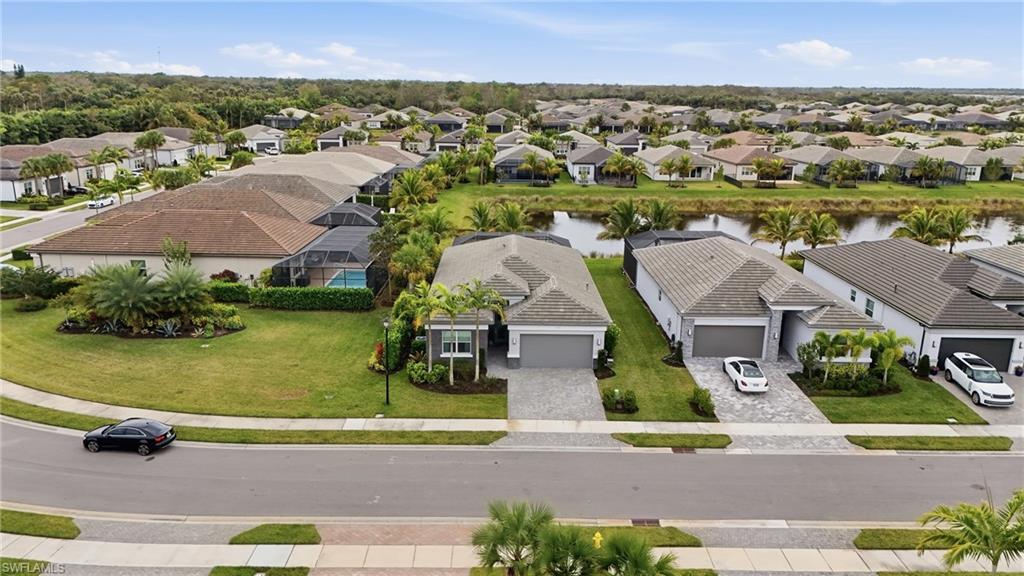 VALENCIA TRAILS - Residential