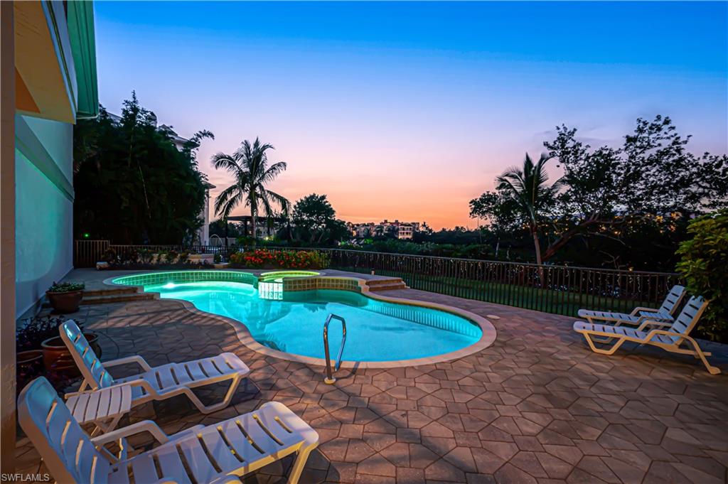 SOUTHPORT ON THE BAY - Residential