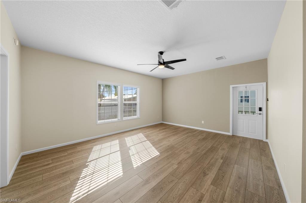 GARDEN COVE - Residential