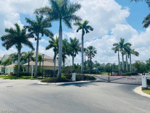 FOREST LAKE TOWNHOMES - Residential