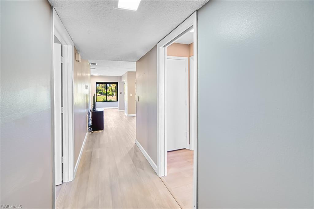 SEVEN LAKES - Residential