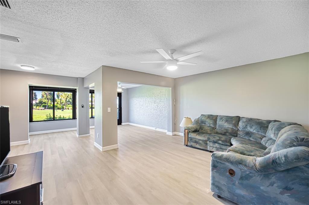 SEVEN LAKES - Residential