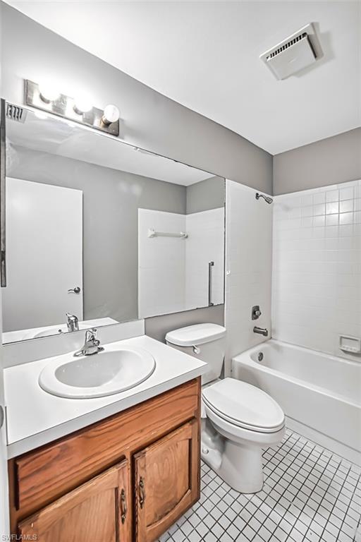 SEVEN LAKES - Residential