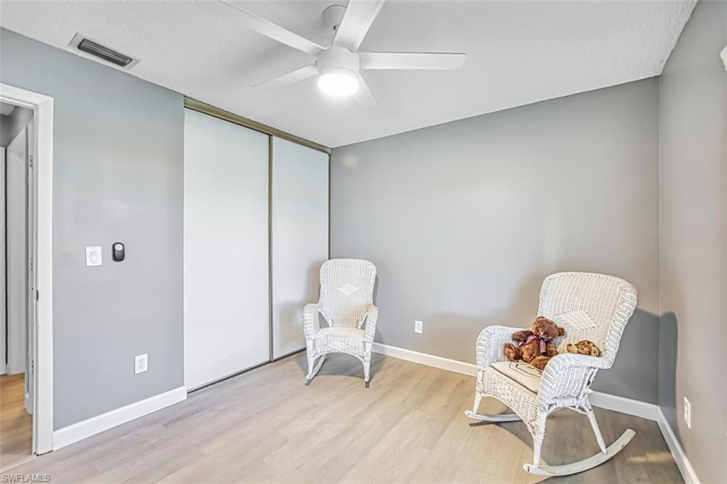 SEVEN LAKES - Residential