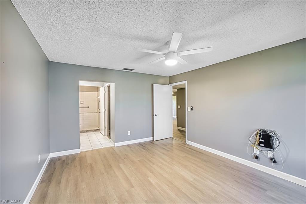 SEVEN LAKES - Residential