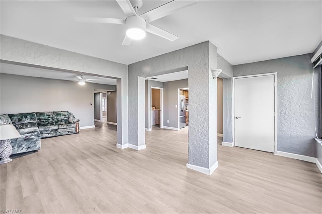 SEVEN LAKES - Residential