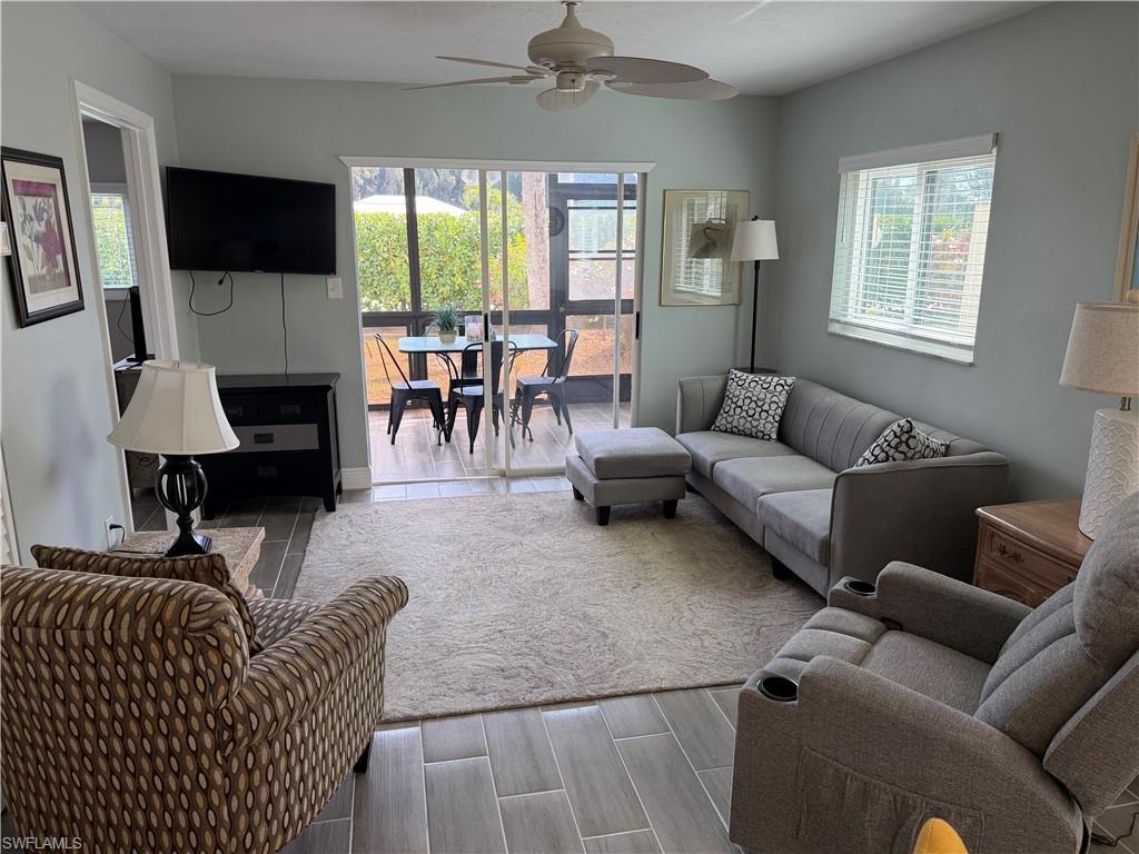 CASA BELLA CONDO - Residential