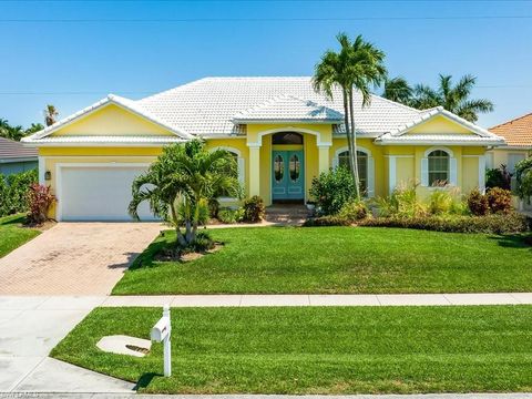 A home in MARCO ISLAND