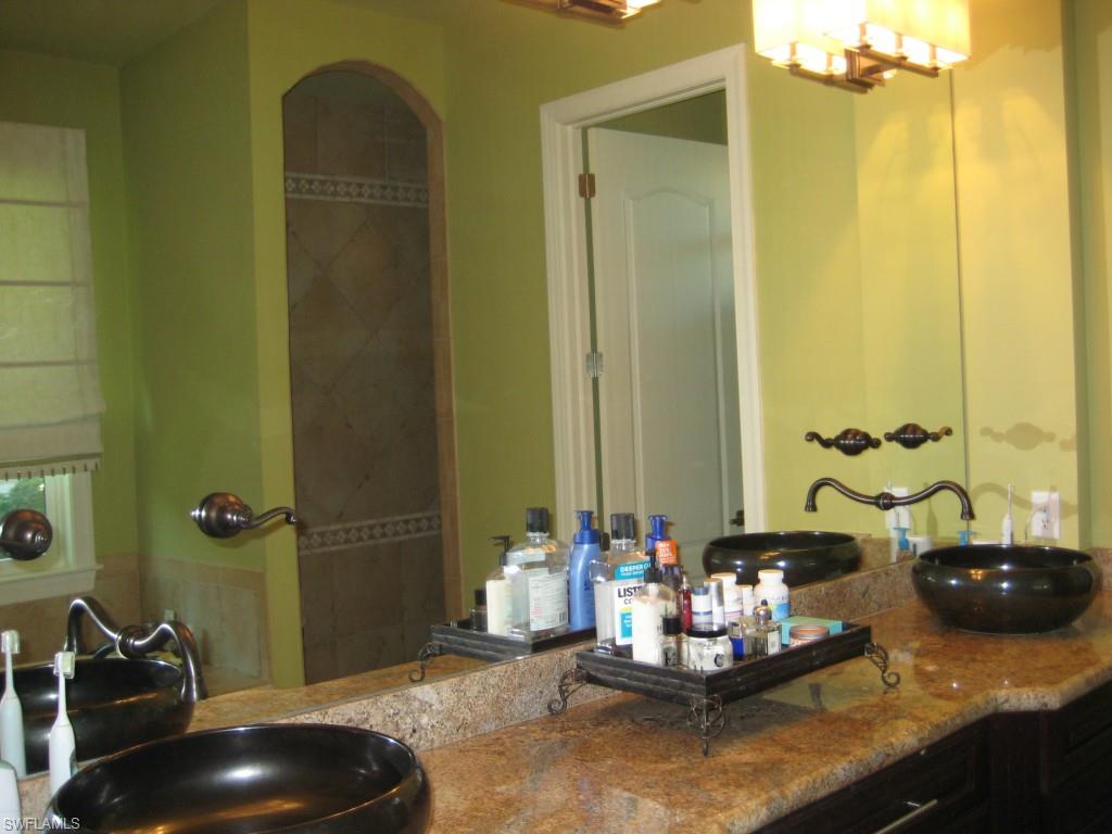 RIVER POINT - Residential