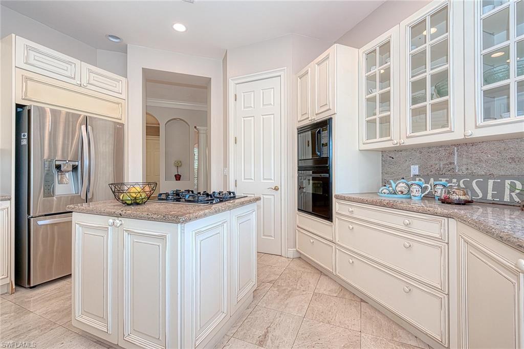 PARK SHORE - Residential