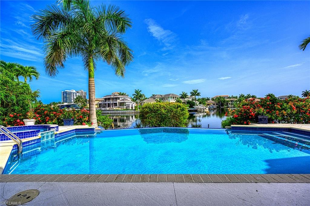 PARK SHORE - Residential