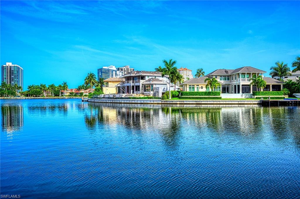 PARK SHORE - Residential