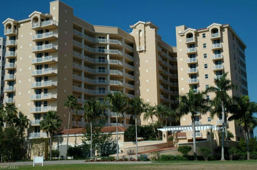 THE SHORES - Residential