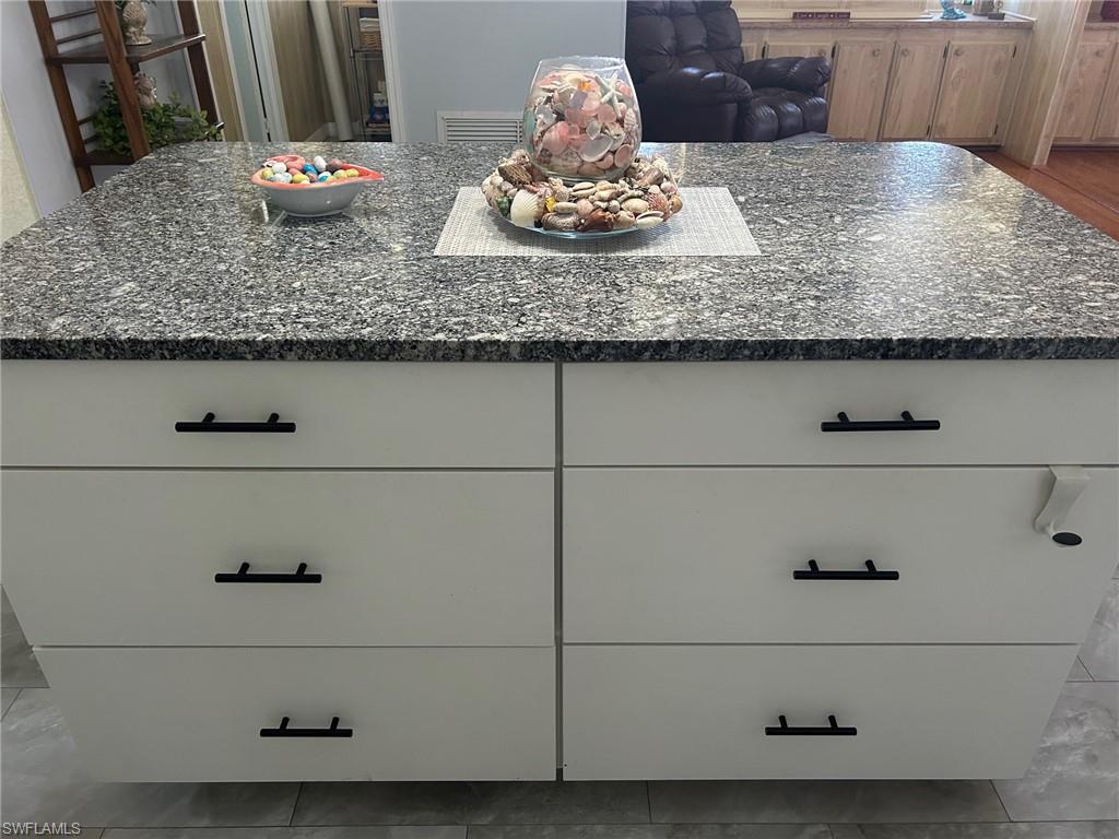 NORTH PORT - Residential