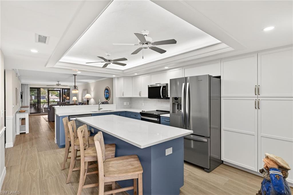 POINTE SANTO DE SANIBEL CONDO - Residential