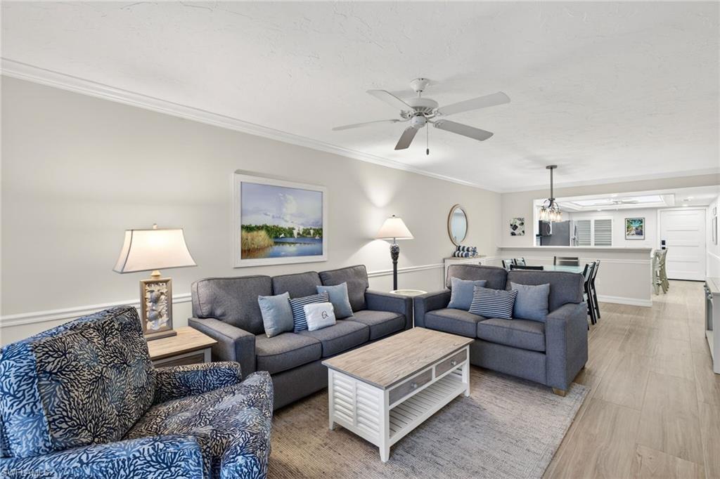POINTE SANTO DE SANIBEL CONDO - Residential