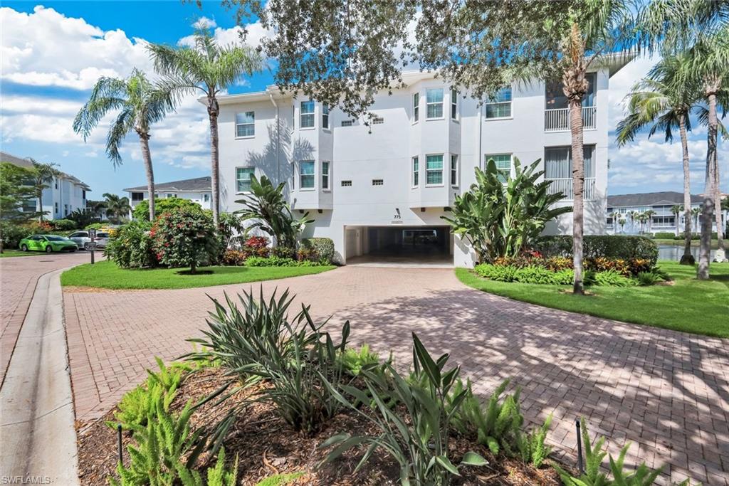 BREAKWATER - Residential