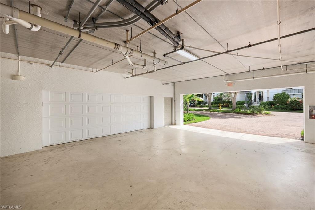 BREAKWATER - Residential