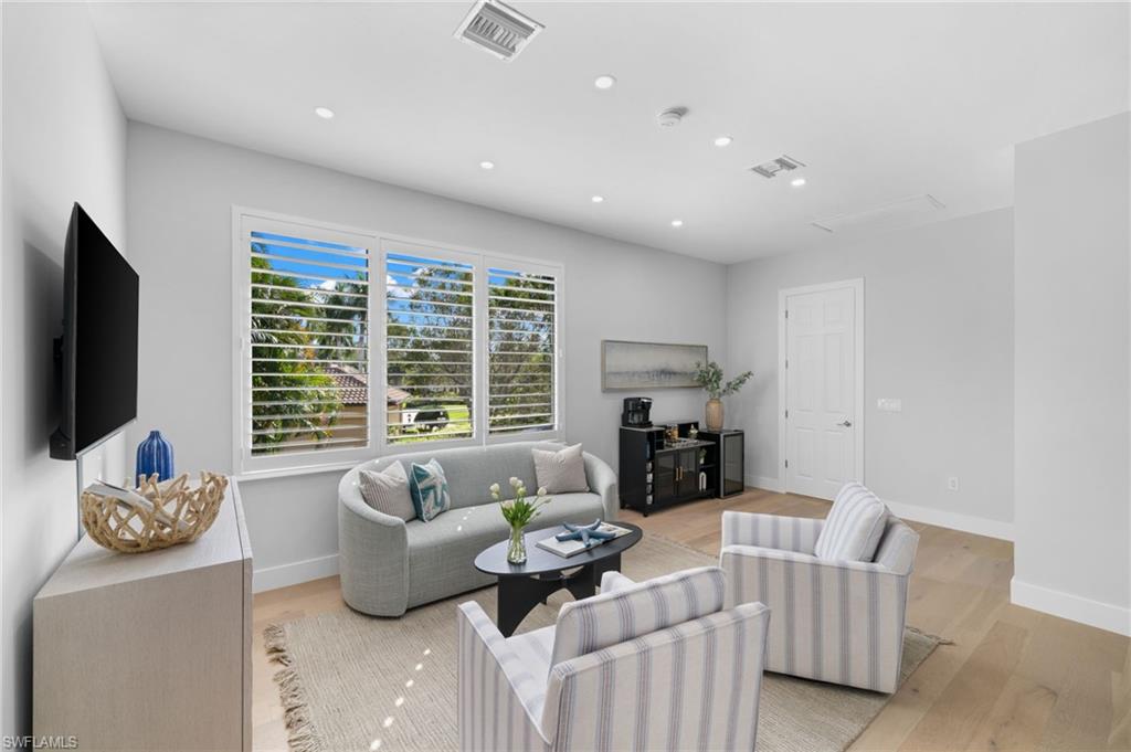 CLASSICS PLANTATION ESTATES - Residential