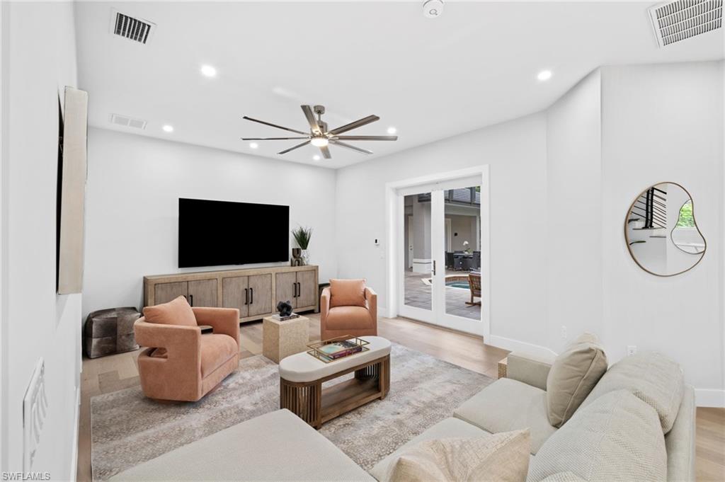 CLASSICS PLANTATION ESTATES - Residential