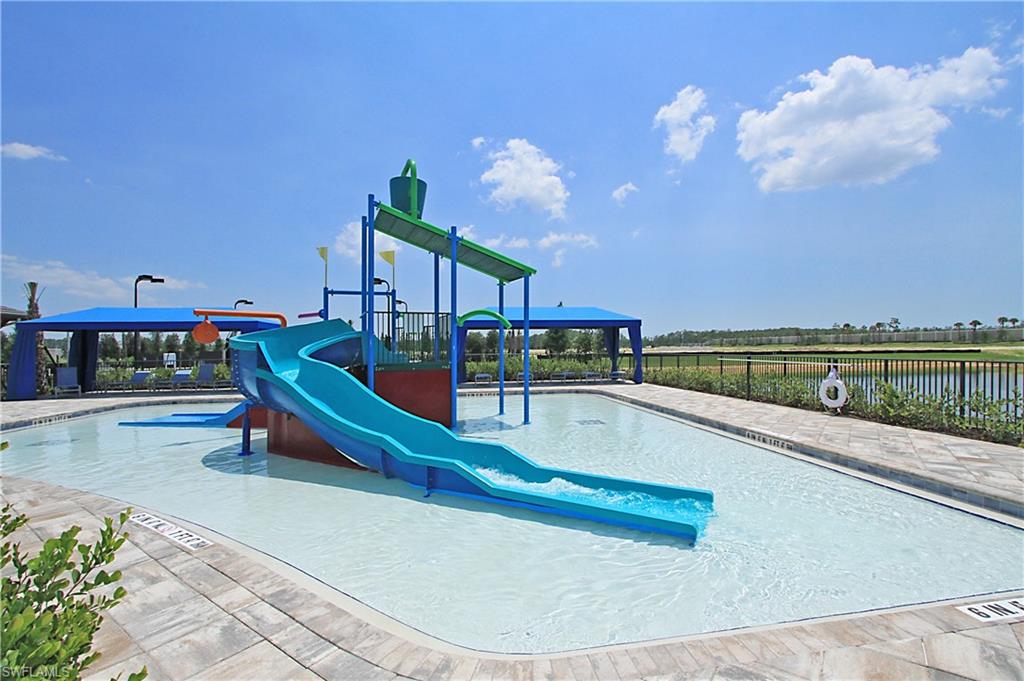 MARINA BAY - Residential Lease