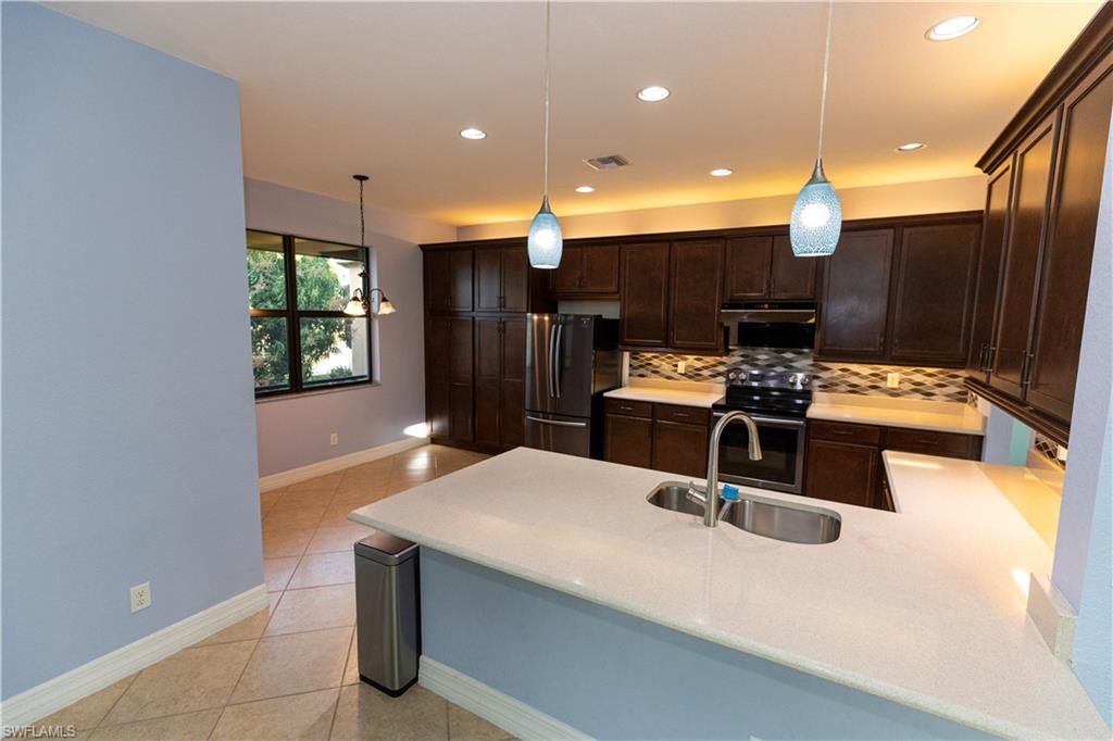 MARINA BAY - Residential Lease