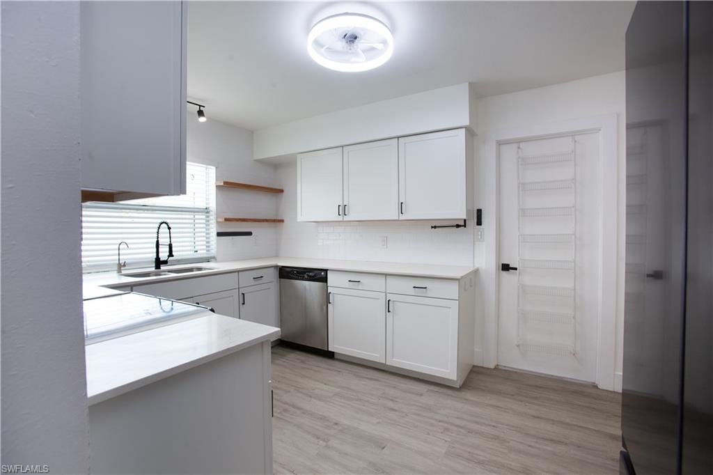 SAN CARLOS PARK SOUTHWEST ADDITION - Residential Lease