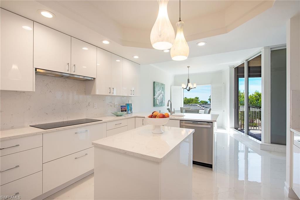 REMINGTON AT BAY COLONY - Residential