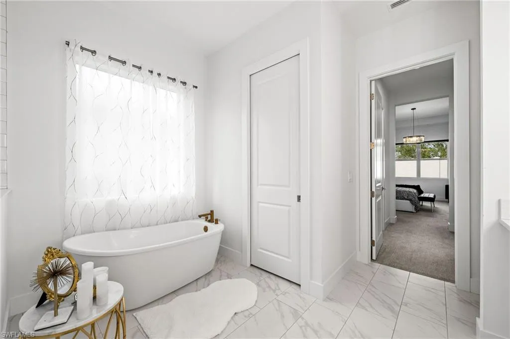 Naples, Florida 34114, United States, 3 Bedrooms Bedrooms, ,4 BathroomsBathrooms,Residential,Active,42238