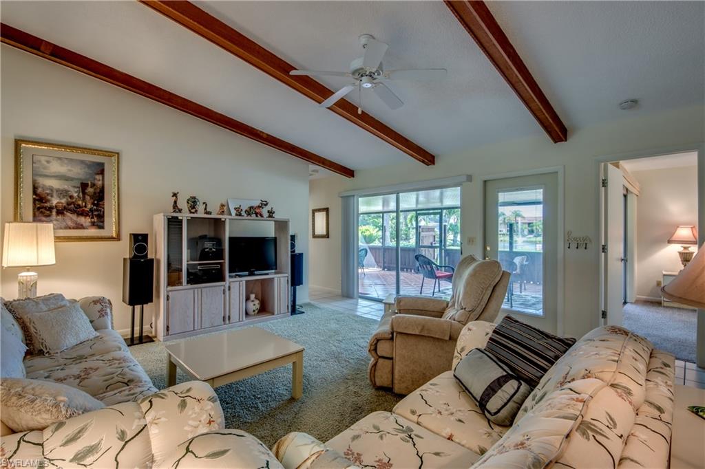 FOXMOOR LAKES - Residential