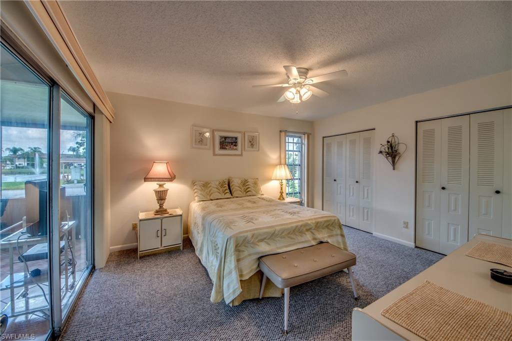 FOXMOOR LAKES - Residential