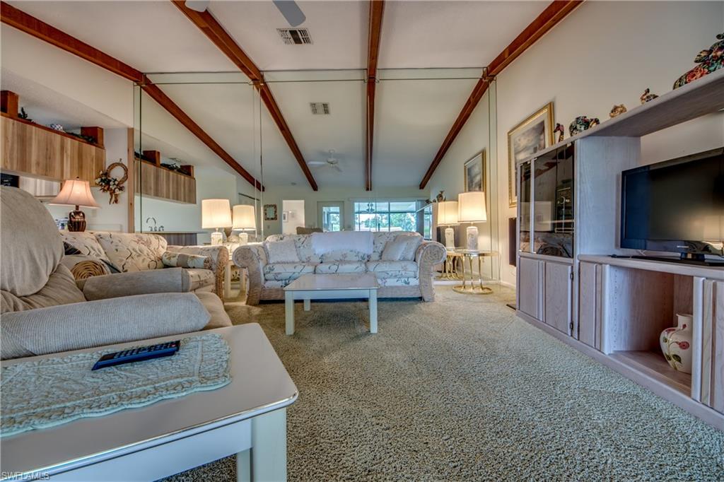 FOXMOOR LAKES - Residential