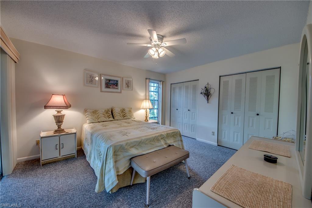 FOXMOOR LAKES - Residential