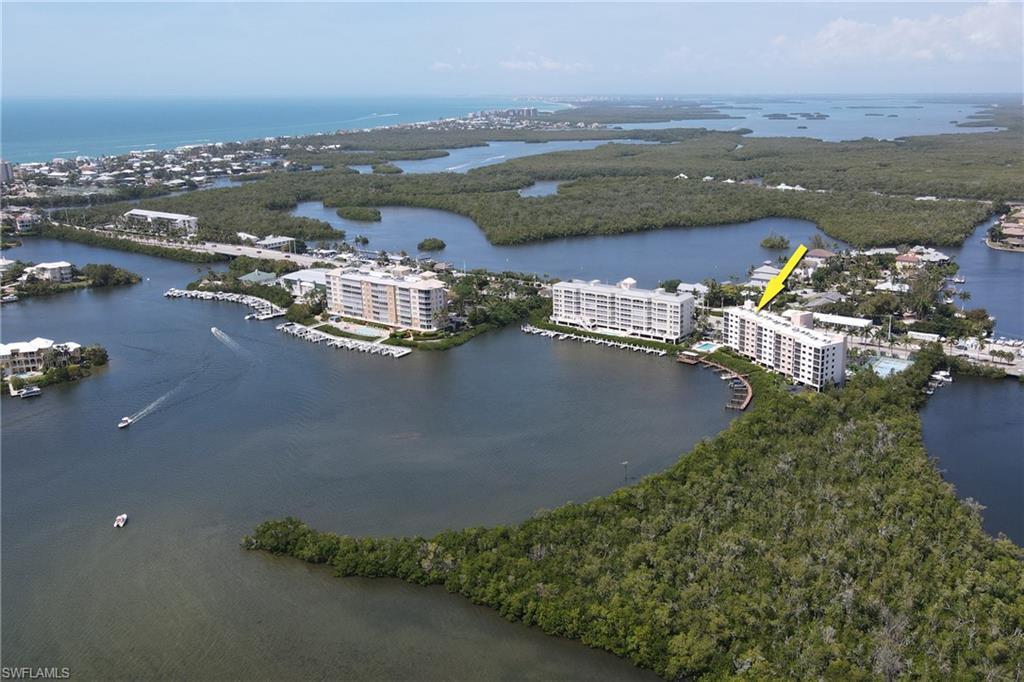 LITTLE HICKORY BAY - Residential