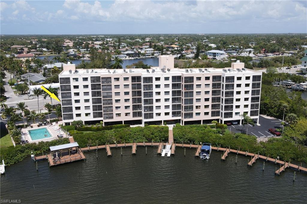 LITTLE HICKORY BAY - Residential