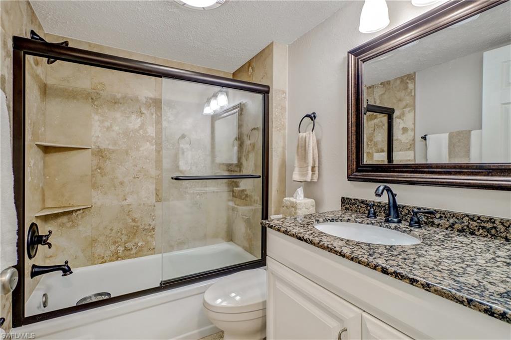 LITTLE HICKORY BAY - Residential