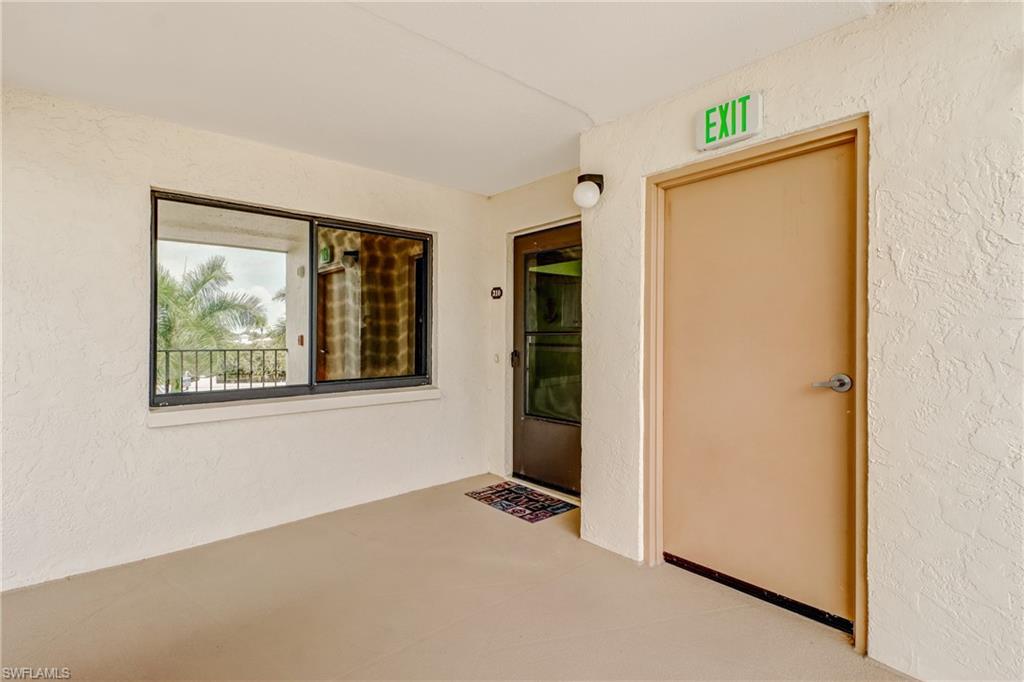 LITTLE HICKORY BAY - Residential