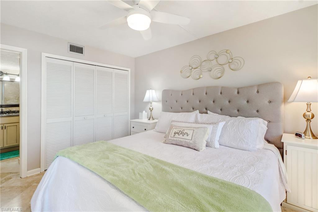 LITTLE HICKORY BAY - Residential