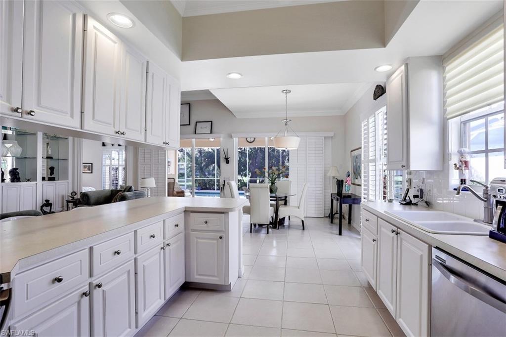 ISLAND WALK - Residential