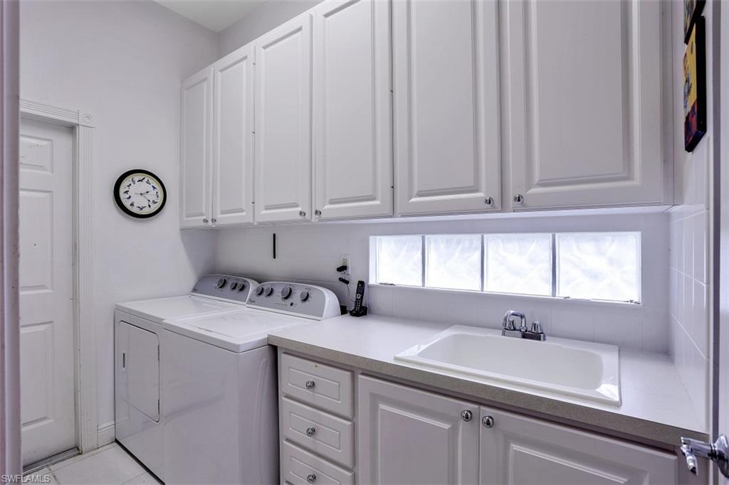 ISLAND WALK - Residential