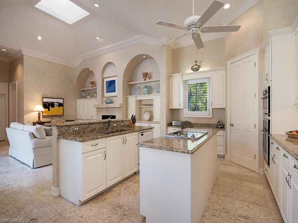 AQUALANE SHORES - Residential