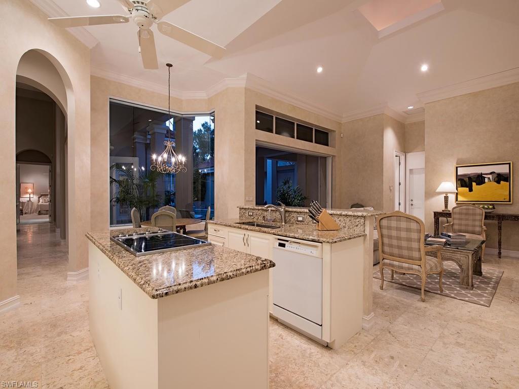 AQUALANE SHORES - Residential