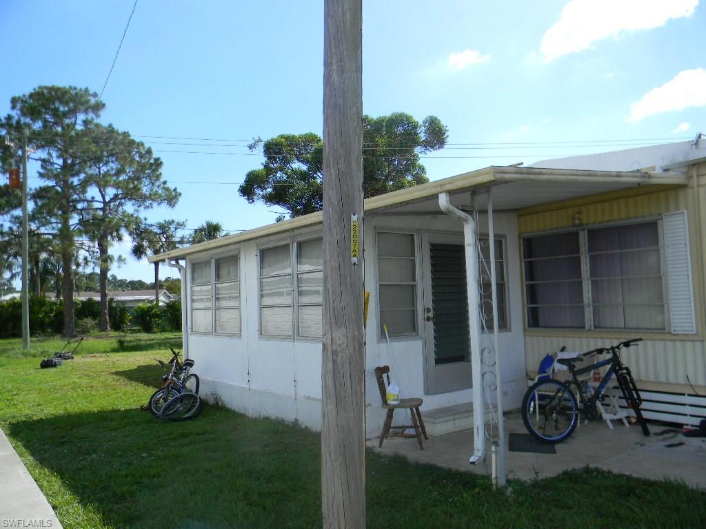 MOBILE MANOR - Residential