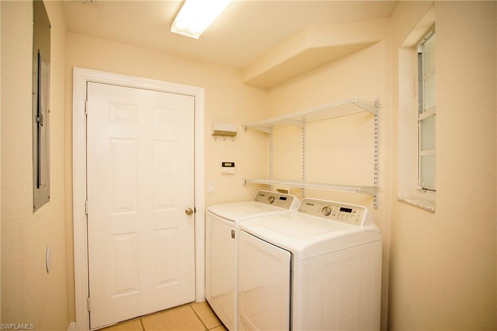 IBIS COVE - Residential