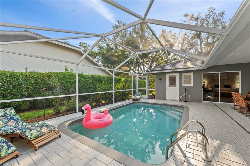 RIVERSIDE YACHT CLUB - Residential