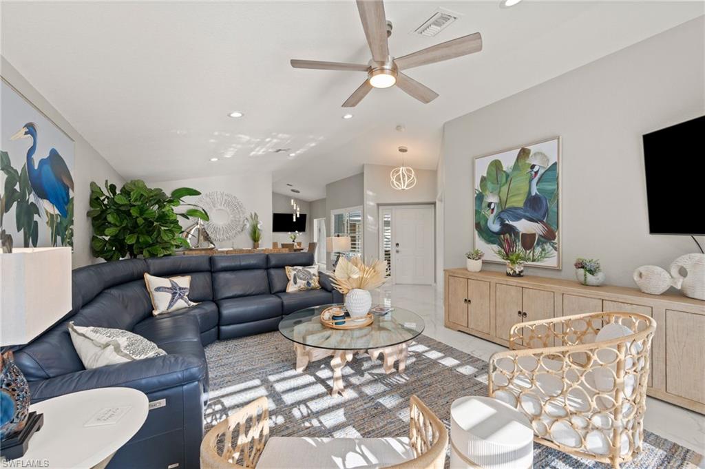 RIVERSIDE YACHT CLUB - Residential