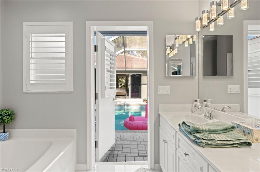 RIVERSIDE YACHT CLUB - Residential